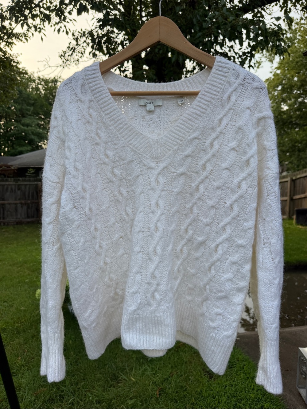 Vince Womens XL Alpaca Wool Blend Cable Knit V-Neck Sweater OFF White Pullover
